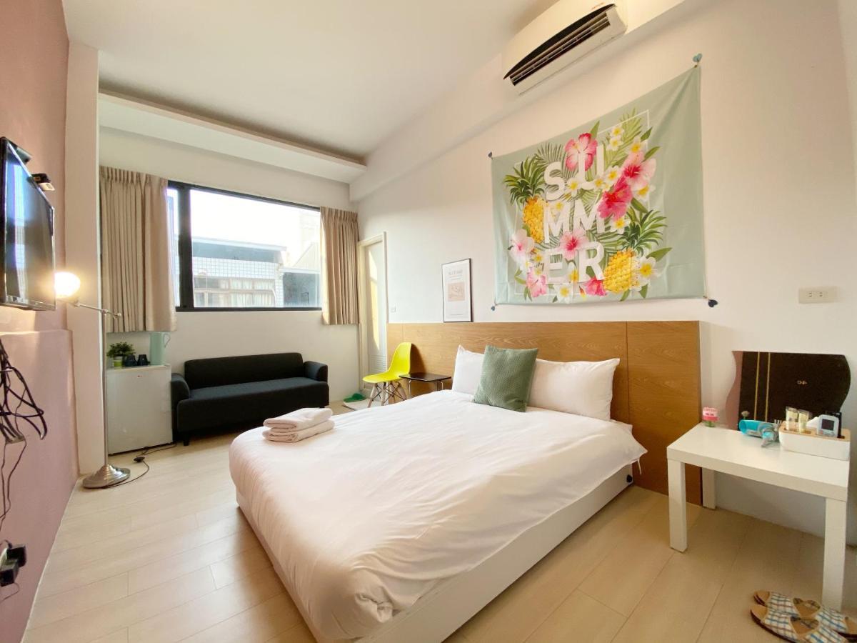 Fengjia Jyl Apartamento Taichung Exterior foto